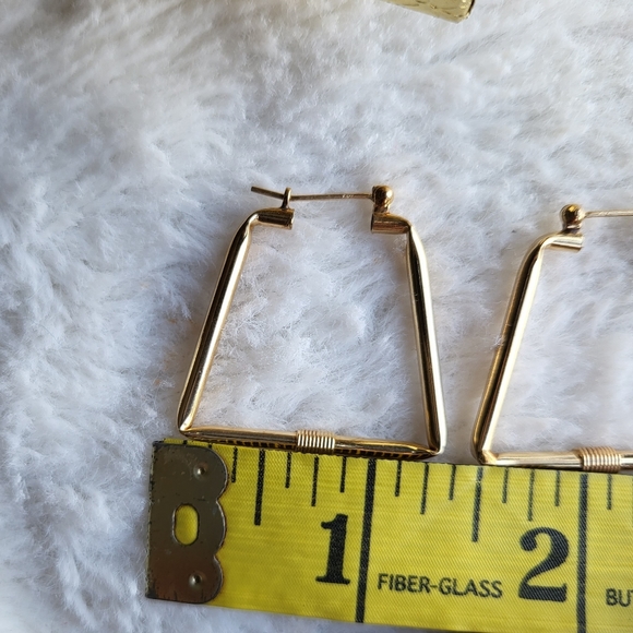 Vintage 14k yellow gold Geometric Hoop earrings✨️ - Picture 6 of 12